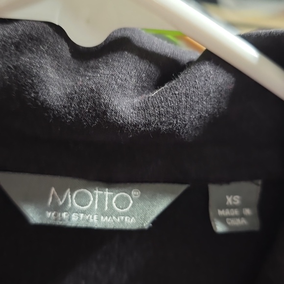 MOTTO - Picture 2 of 2